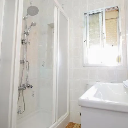 Triana Amplio 44 Apartmán *